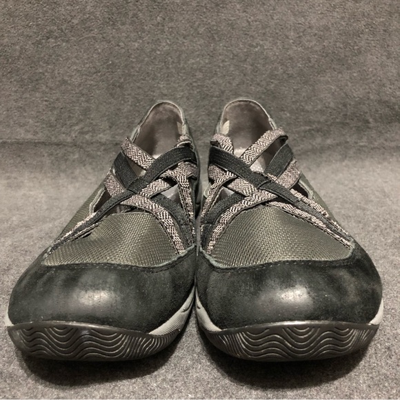 Dansko Hilde Black Suede Comfort Shoes Flats Cross Strap Size EU 40 US 9.5-10 - Picture 2 of 11